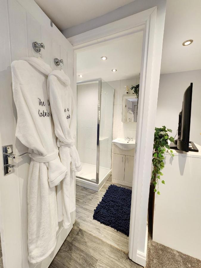 Studio Apartment The Den Colnbrook Exterior foto
